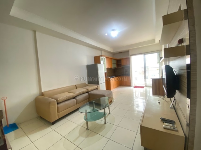 Medit 2 3 BR Lt Rendah - View Royal dan Central Park, Tanjung Duren, Jakarta Barat