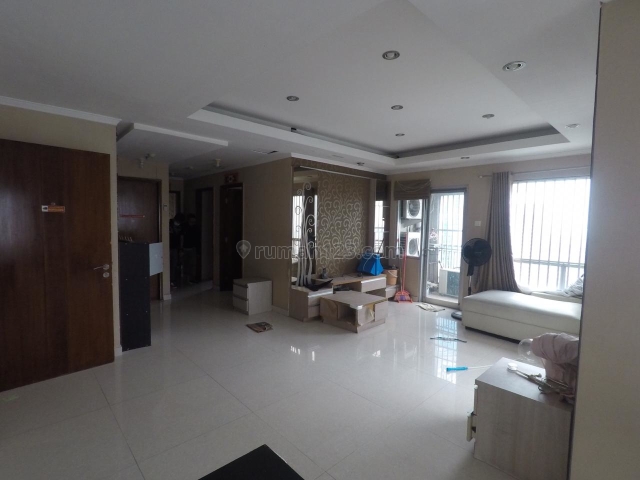 Apartemen Sudirman Park 3BR Full Furnished Lantai Tinggi, Karet Tengsin, Jakarta Pusat