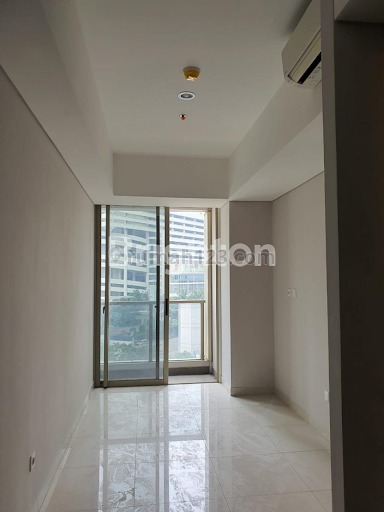 APARTEMEN, Taman Anggrek, Jakarta Barat