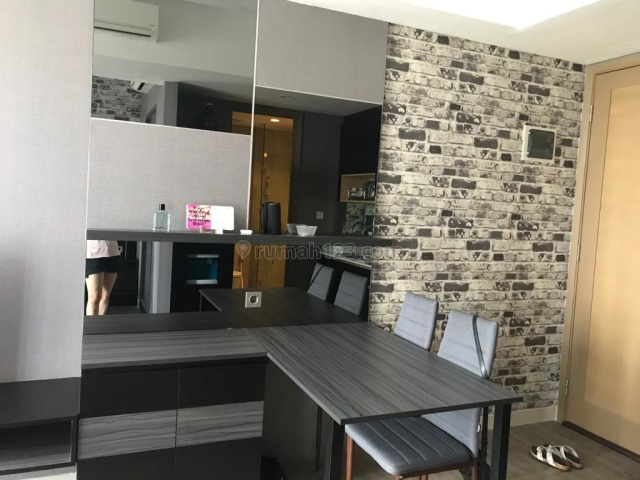 Taman Anggrek Residence Lantai Sedang 1BR Furnished, Taman Anggrek, Jakarta Barat