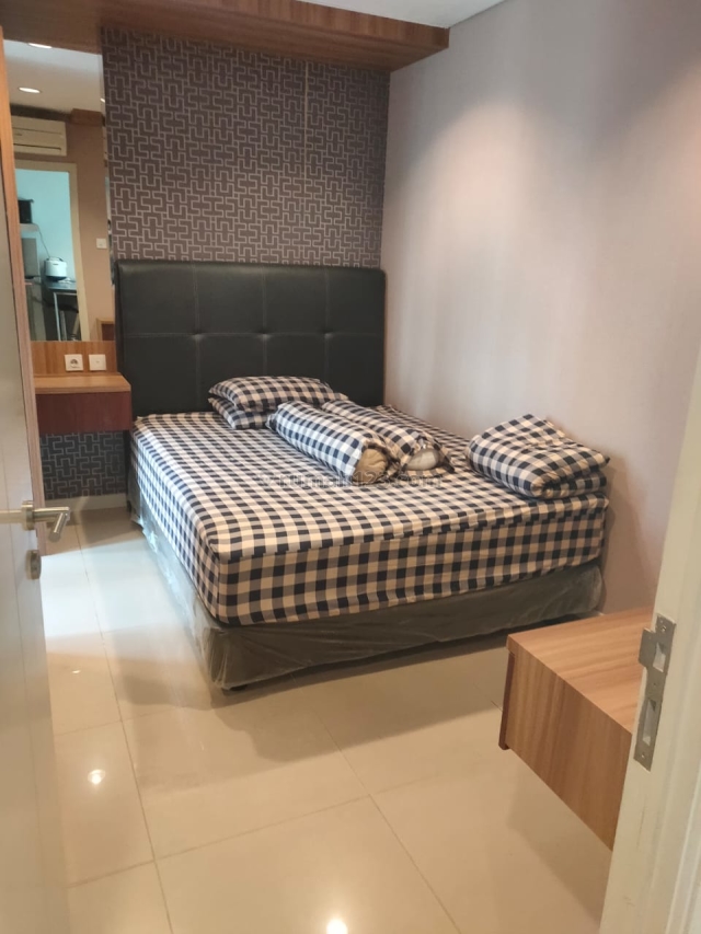 Apartemen Madison Park Type Studio Full Furnished View City Lantai Sedang, Central Park, Jakarta Barat