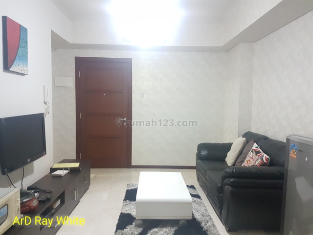 Apartemen Royal Medit Central Park 2+1 Bedroom Full Furnish 3 AC View Pool, Central Park, Jakarta Barat