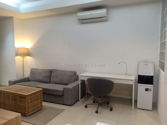 APARTEMEN IN KUNINGAN AREA JAKARTA SELATAN APARTEMEN DENPASAR RESIDENCE 2 BEDROO BIG FULLY FURNISH GOOD CONDITION VERY CHEAP IDR 16.500.000,-/MONTH, Kuningan, Jakarta Selatan