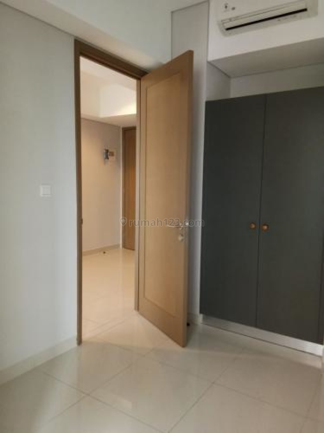 Taman Anggrek Residences Condo View City Semi Furnised 1BR, Taman Anggrek, Jakarta Barat