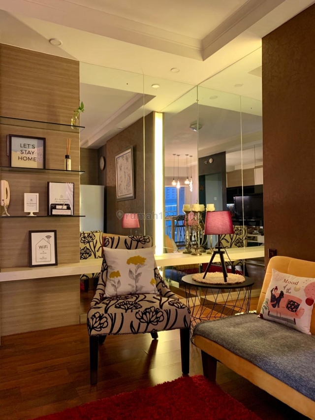 Apartemen Medit 2 Tanjung Duren 3 Bedroom Full Furnish Bagus View Tribeca Central Park, Central Park, Jakarta Barat