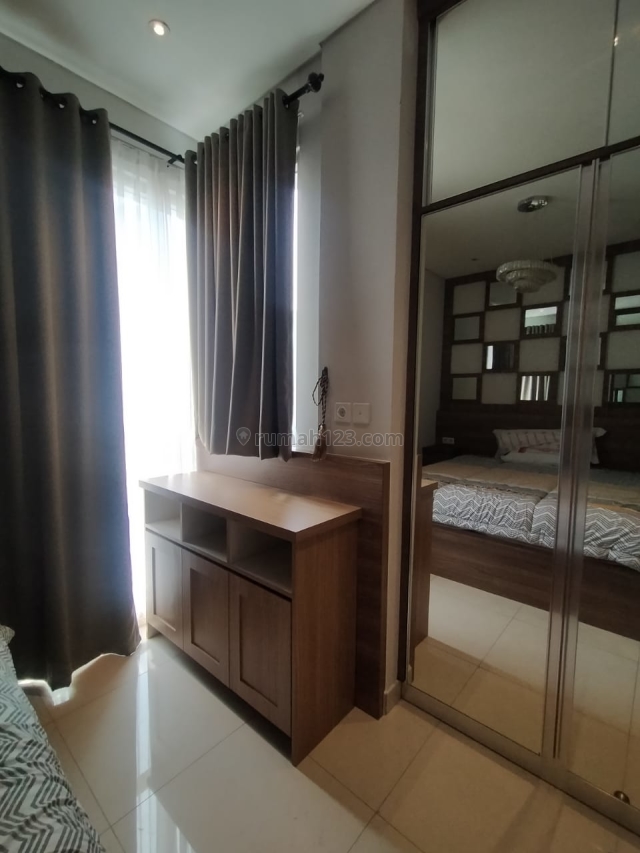 3 Bedroom Full Furnished and Interior, Grogol, Jakarta Barat