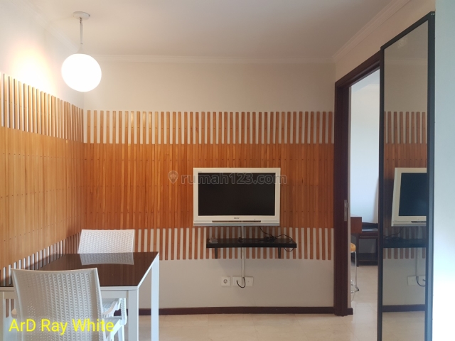 Apartemen Royal Mediterania Central Park Tanjung Duren 1 Bedroom Full Furnish Lantai Dibawah 15, Central Park, Jakarta Barat