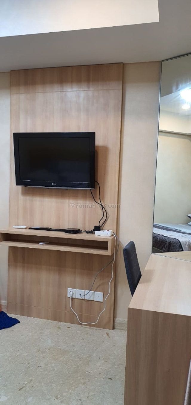 TERMURAH !!! Apartemen Goldcoast PIK Studio Full Furnished View LAUT, Pantai Indah Kapuk, Jakarta Utara