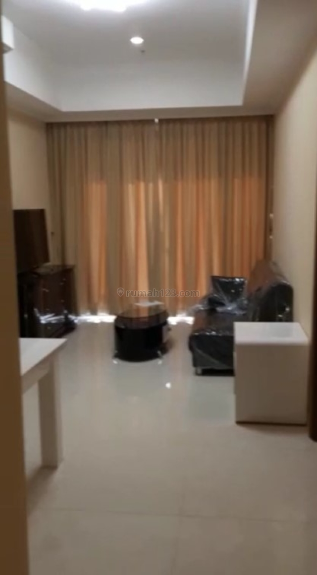 Taman Anggrek Residence 2BR+1 furnished 99m2 hrga 155jt/th, Grogol, Jakarta Barat