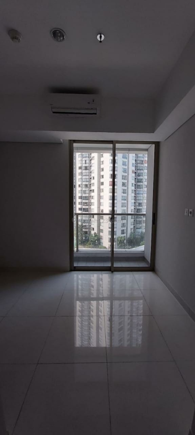 Taman Anggrek Residences Type Studio 37 Jt Semi Furnished, Taman Anggrek, Jakarta Barat