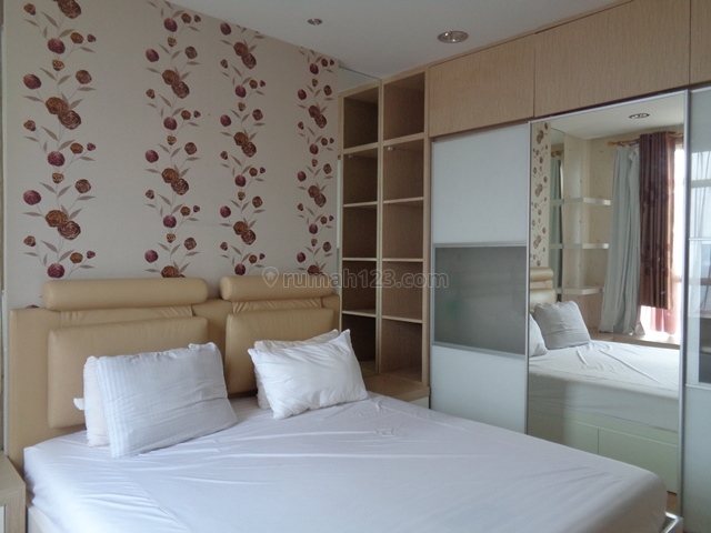 Apartemen Central Park Residence 1 Bedroom Furnished Siap Huni, Central Park, Jakarta Barat