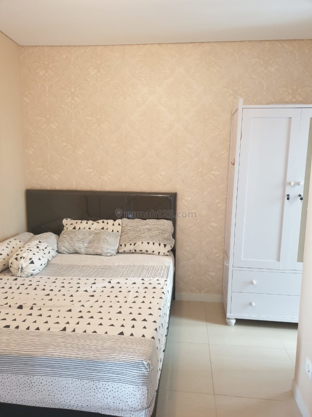 Apartemen Madison Park 2BR Fully Furnished, Tanjung Duren, Jakarta Barat