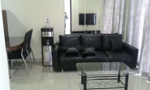 Apartemen Central Park Tower Amandine Lantai Sedang Full Furnished, Central Park, Jakarta Barat