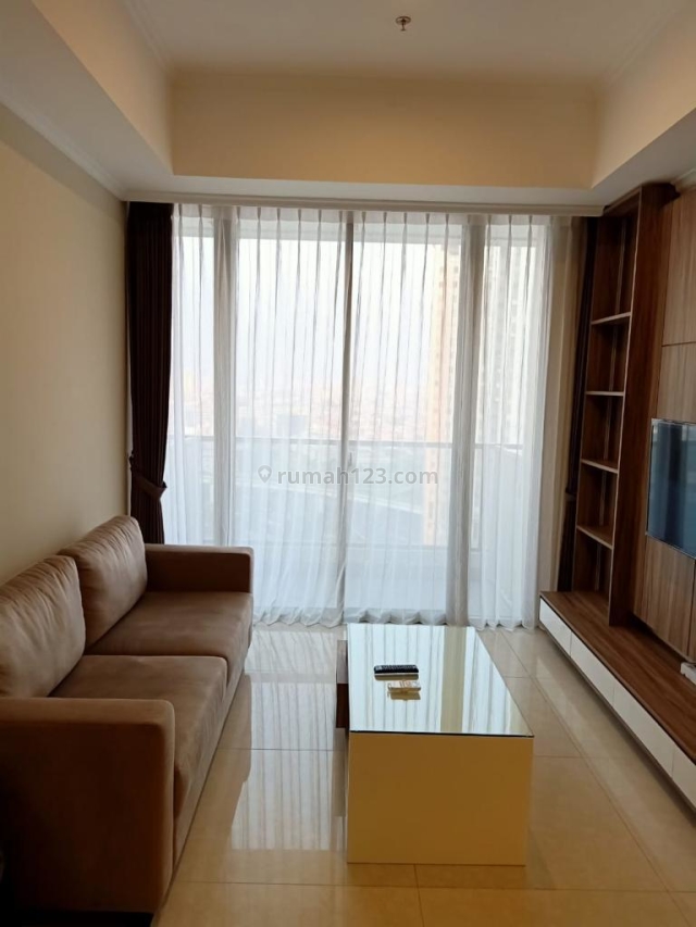 Condo Taman Anggrek Residence 2BR plus 1 Furnish 99m2 hrg 180jt/th, Grogol, Jakarta Barat