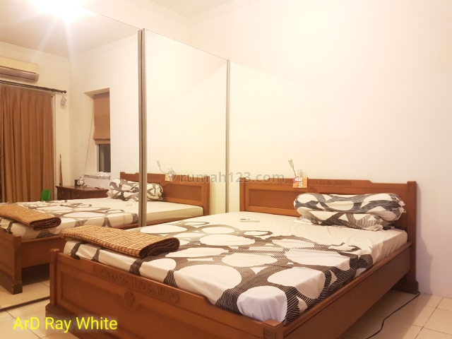 Apartemen Mediterania 2 Tanjung Duren Central Park 3+1 Bedroom Furnish Lantai Tinggi, Central Park, Jakarta Barat