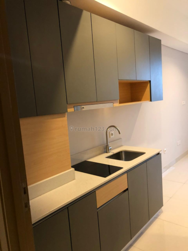 Taman anggrek residences 2 bedroom semi furnish, Taman Anggrek, Jakarta Barat