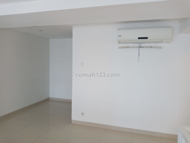 NEO SOHO Residence & Office Type Avenue View Central Park Middle Floor, Central Park, Jakarta Barat