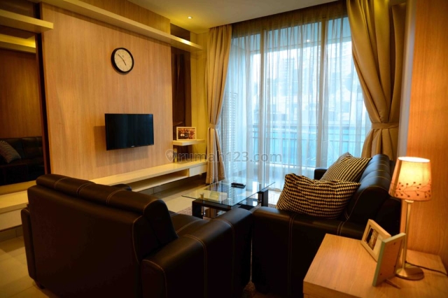 Apartemen Central Park 2BR Full Furnished Lantai Tinggi, Central Park, Jakarta Barat