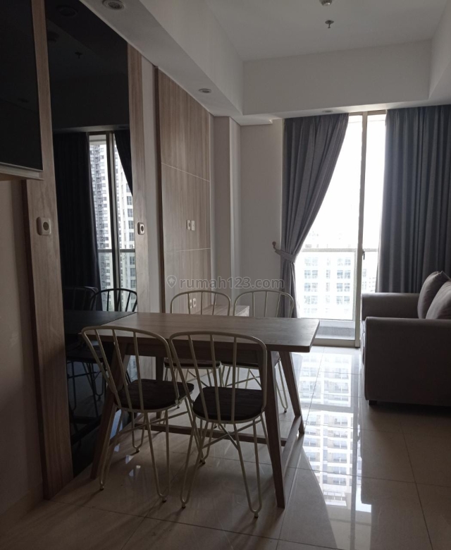 Apartemen Taman Anggrek Residence Tower Calypso 2 BR luas 51 m2 Semi Furnished Jakarta Barat, Taman Anggrek, Jakarta Barat