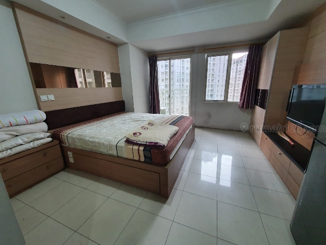 Apartemen Royal Mediterania Studio Lantai Sedang Full Furnished, Tanjung Duren, Jakarta Barat