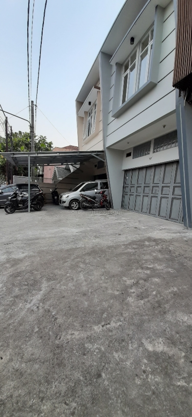 Ruko 2 lantai Turangga akses jalan lebaar strategis dekat Tran studi malls, Turangga, Bandung