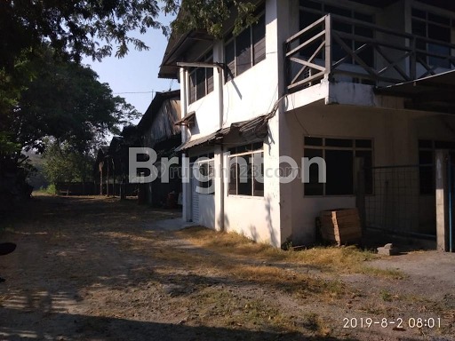 PABRIK JALAN VETERAN GRESIK, Gresik Kota, Gresik
