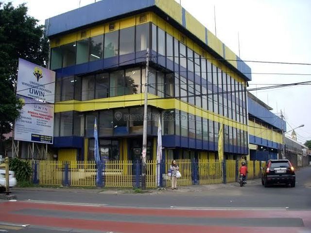 Gedung di Jatinegara Barat Jaktim cocok u/kantor/restoran, Jatinegara, Jakarta Timur