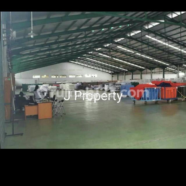 Pabrik garmen masih beroperasi di sayap Moh Toha, Moch Toha, Bandung
