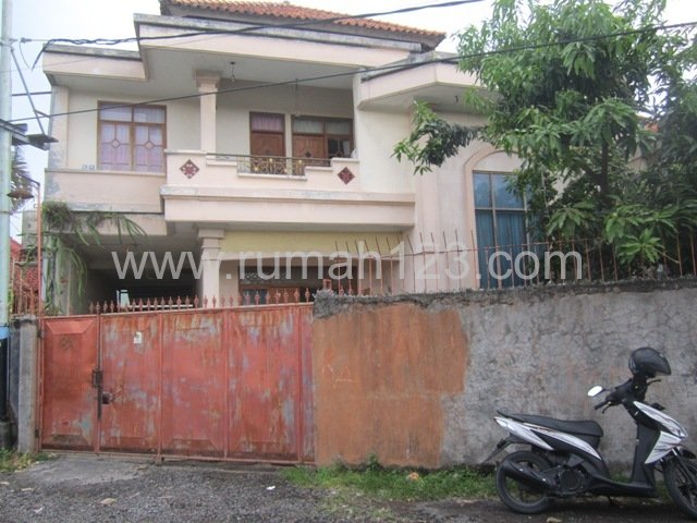 Rumah+gudang Berlokasi Di Muding Mekar Kerobokan Kaja, Kerobokan, Badung
