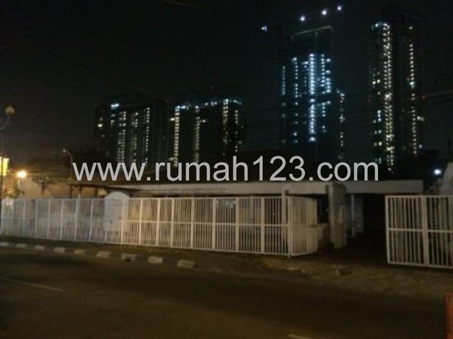 Ada Rumah Cocok Untuk Kantor Dan Usaha di Kemang Raya, Jakarta Selatan, Kemang, Jakarta Selatan