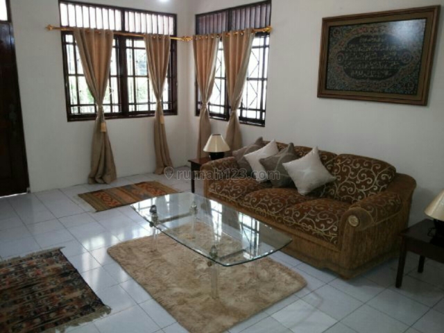 Pondok Indah, Jakarta Selatan, Rumah Tropis, Pondok Indah, Jakarta Selatan
