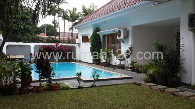 Rumah Di Jakarta Selatan Kawasan Kemang Timur, Kemang, Jakarta Selatan