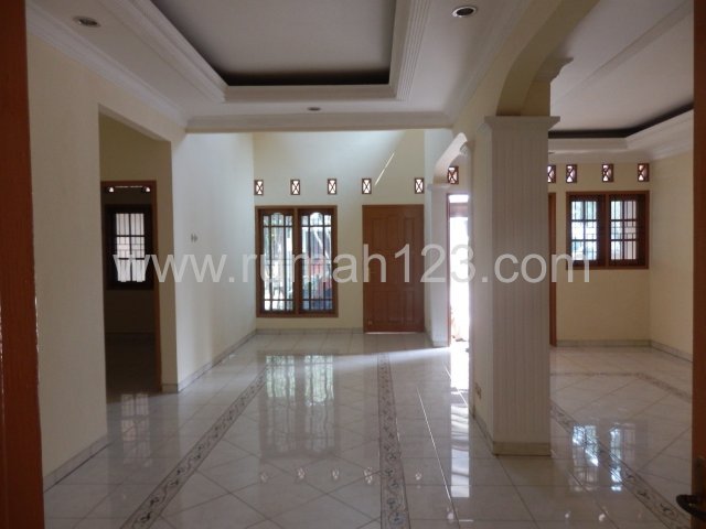 Rumah Di Kemang Pratama 3 Bekasi, Kemang Pratama, Bekasi