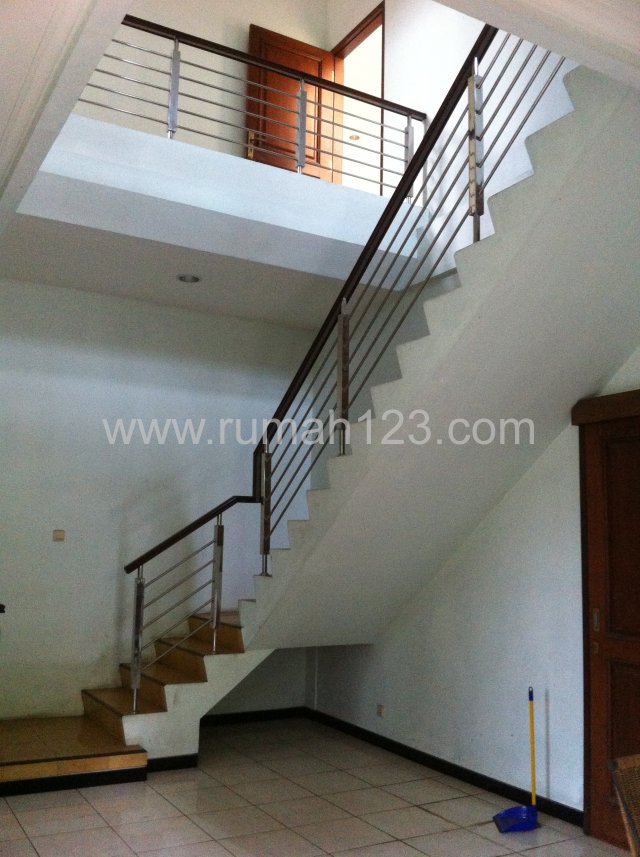 Rumah Siap Pakai Rajabasa Semarang, Tengger, Semarang