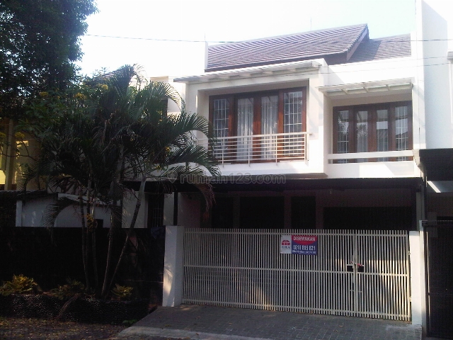 Rumah minimalis di Pondok Indah, strategis, Pondok Indah, Jakarta Selatan