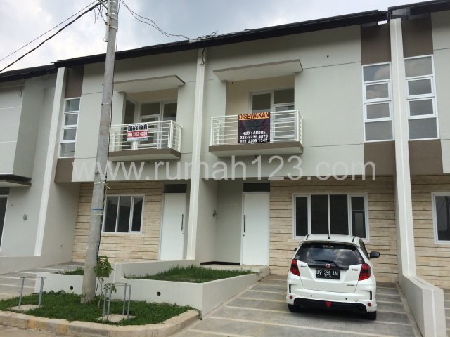 Rumah Lux Taman Kopo Indah 5, Kopo, Bandung