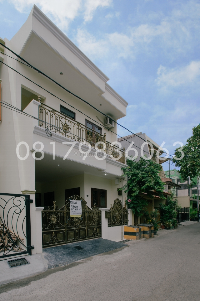 Rumah bagus furnished lokasi strategis di rawamangun, Rawamangun, Jakarta Timur