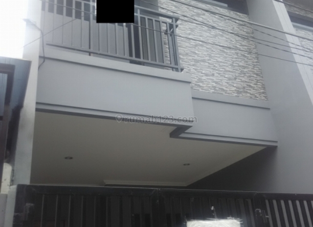 Rumah BARU !! Tanjung Duren JARANG ADA !! Jalan 1 Mobil, Tanjung Duren, Jakarta Barat