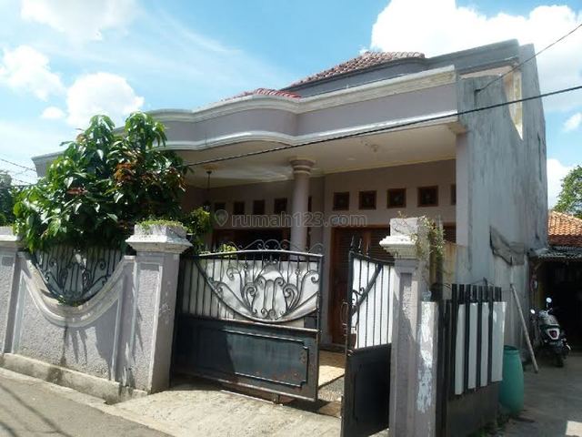 Rumah di Lokasi Strategis di Kalibata akses Jalan Raya Pasar Minggu, Kalibata, Jakarta Selatan