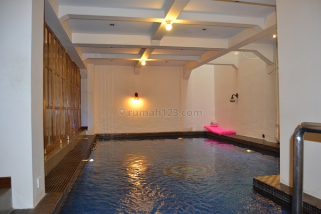 Rumah Cantik Siap Huni, Pondok Indah Jakarta Selatan, Pondok Indah, Jakarta Selatan