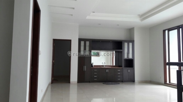 Rumah Bagus Di Kencana, Pondok Indah, Jakarta Selatan