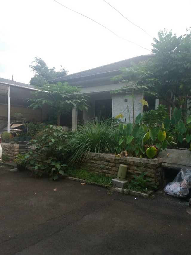 rumah di komplek elite tengah kota, Pasteur, Bandung