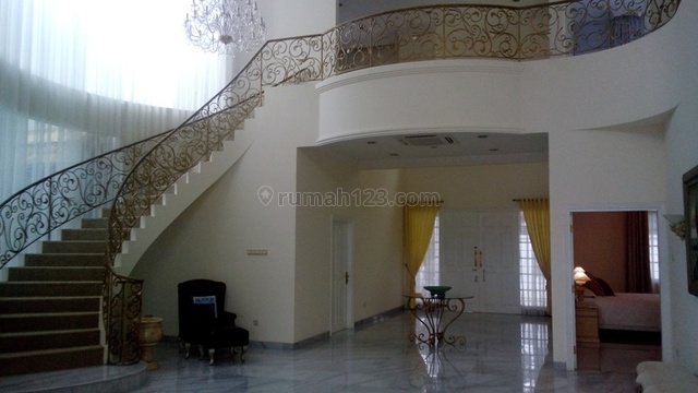 Fabulous atmosphere house with comfort neighborhood, Prapanca, Jakarta Selatan