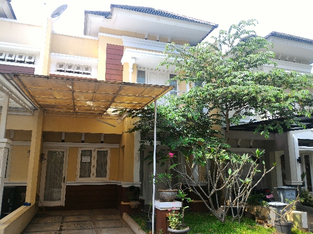 Rumah 2 lantai di Grand Puri Laras, Ciputat, Tangerang