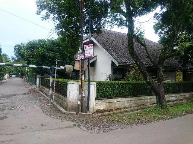 RUMAH DI KOMPLEK CIKUTRA BARU RAYA BANDUNG, Cikutra, Bandung