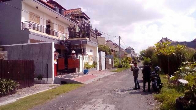 villa 2 unit minimalis siap Huni Di Dewi saraswati seminyak Bali, Seminyak, Badung