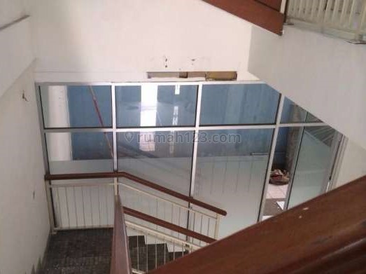 Disewakan Rumah Cantik Di Lokasi Kebayoran Baru Yang Nyaman Dan Tenang, Kebayoran Baru, Jakarta Selatan