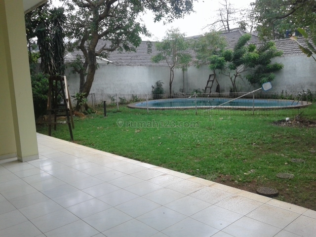 HOUSE 450M2, LAND 1008M2, POOL, 3.000 USD/MONT @ KEMANG TIMUR JAKARTA SELATAN, Kemang, Jakarta Selatan