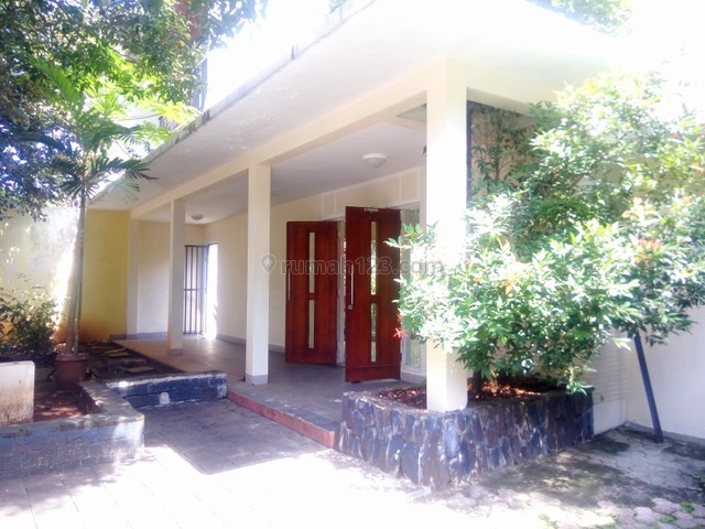 Good house in SCBD area, suitable for office "limited edition", SCBD, Jakarta Selatan
