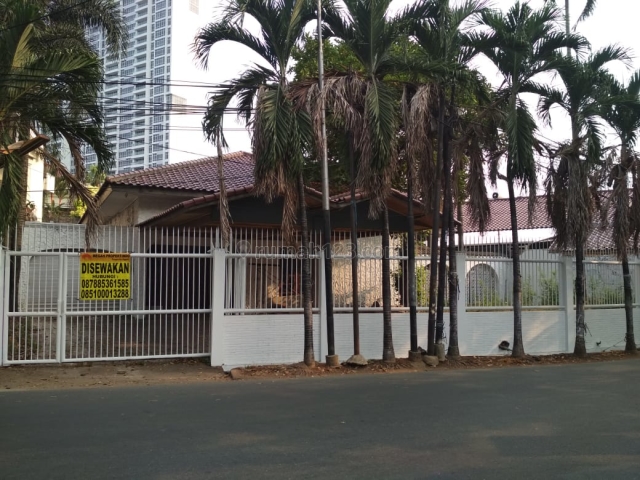 RUMAH di Jl. Permata Hijau Raya, Jakarta Selatan., Permata Hijau, Jakarta Selatan